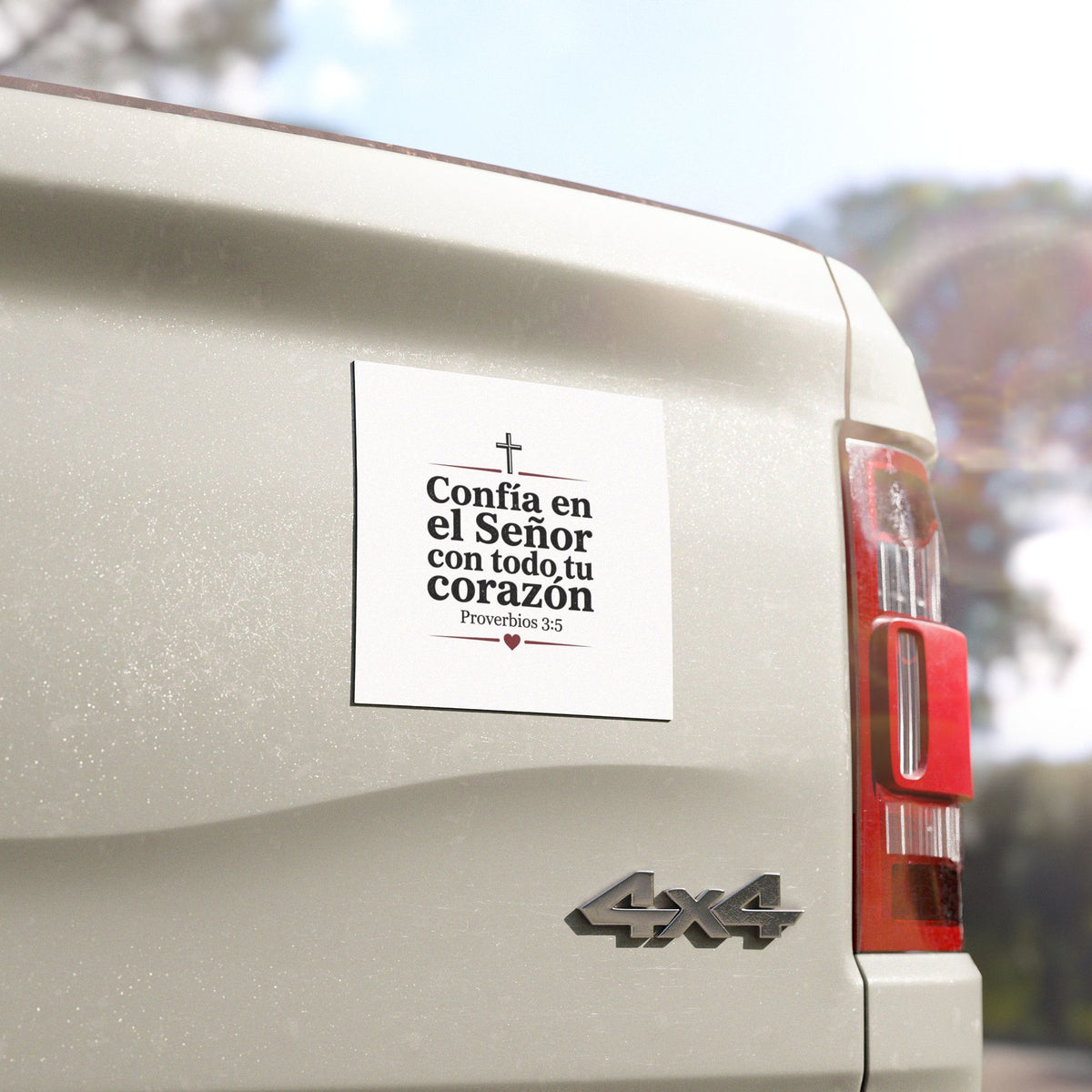 Car Magnet — "Confía en el Señor con todo tu corazón" (Proverbios 3:5) - Spanish Christian Scripture Car Magnet